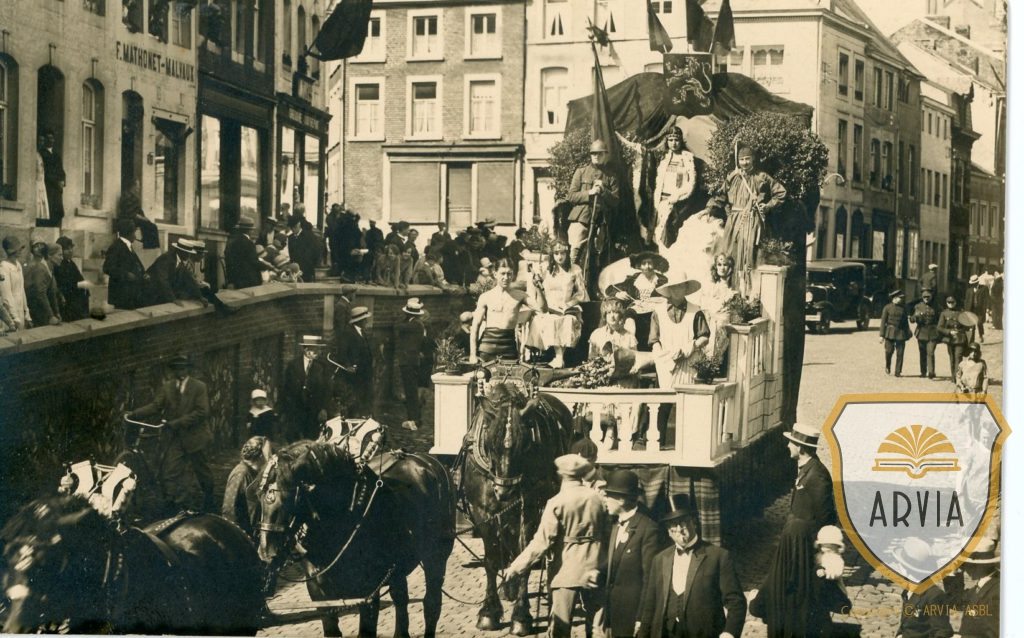 HERVE - 1930 - Cortège du 100° Anniversaire de l'Indépendance de la ...