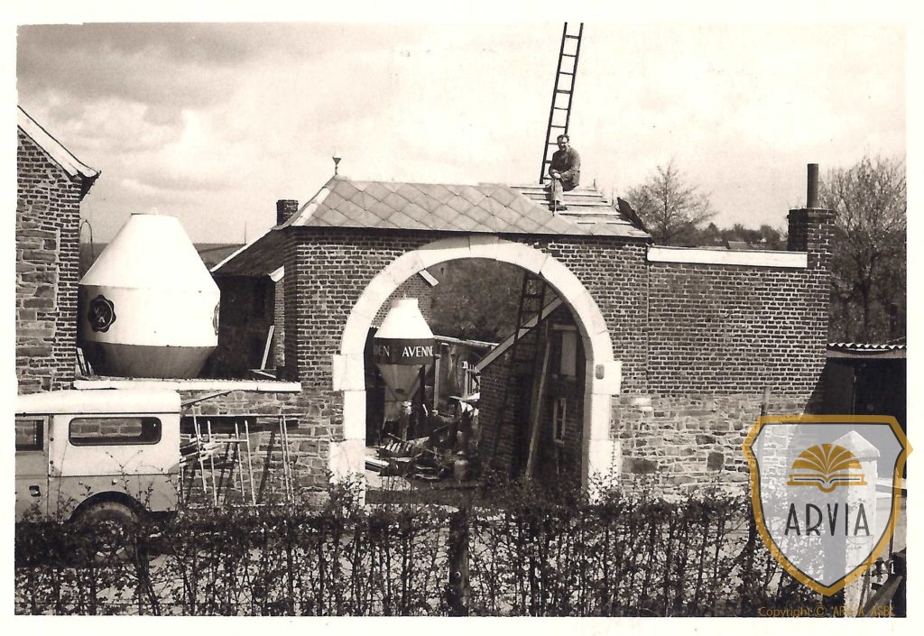 BOLLAND 1960 Ferme à Hacboister Démontage d'Entrée Charretière